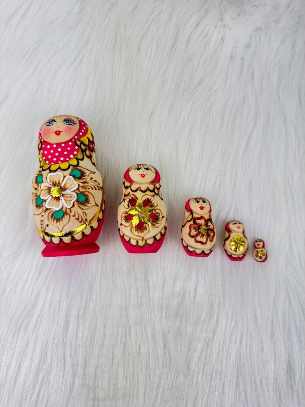 5 Piece Beautiful Russian Matryoshka Nesting Dolls Wooden - Picture 2 of 16